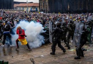 В ходе манифестаций в Колумбии с 28 апреля пострадали более 2,3 тыс. человек
