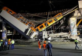 Власти завершили расчистку места обрушения метромоста на юге Мехико
