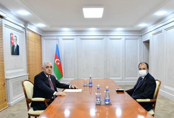 Премьер-министр Азербайджана встретился с новоназначенным послом Турции