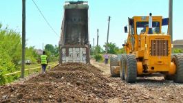 Реконструируются дороги в ряде населенных пунктов  Тертерского района (ФОТО)