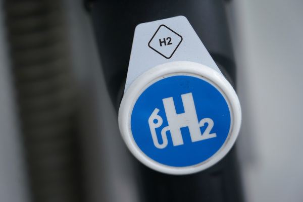 Potential risks for hydrogen infrastructure projects revealed