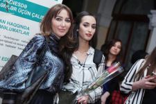 19-летней азербайджанской скрипачке вручен чешский "Оскар" (ФОТО)