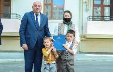 В Азербайджане семьям шехидов и инвалидам войны переданы десятки квартир (ФОТО)