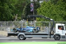 Первая авария на Гран-при Формулы-1 в Баку (ФОТО/ВИДЕО)