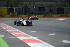 В рамках Гран-при Азербайджана стартовал спринт в классе Формулы-2 (ФОТО)