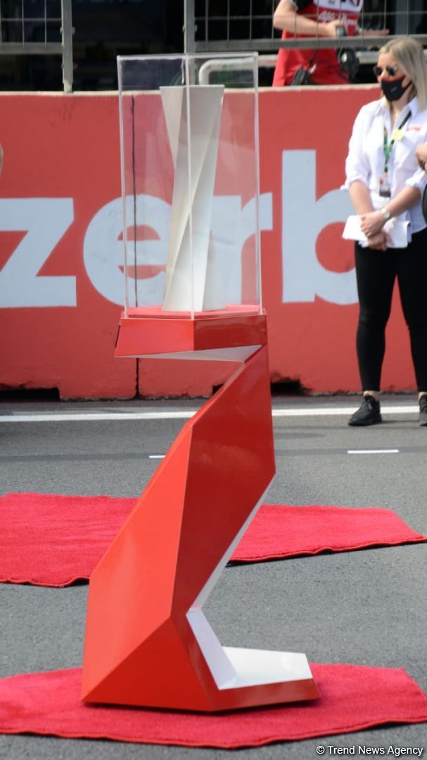 Formula 1 Azərbaycan Qran Prisində Dövlət Himni mərasimi keçirilib (FOTO/VİDEO)