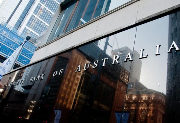 Власти Австралии обвинили один из крупнейших банков страны в отмывании денег