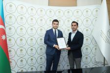 Субъектам бизнеса в Азербайджане выданы стартап-сертификаты (ФОТО)