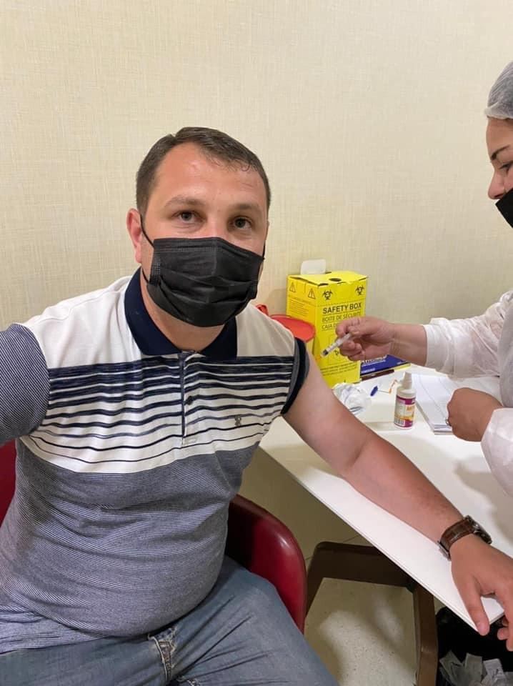 В Азербайджане молодежь принимает активное участие в вакцинации (ФОТО)