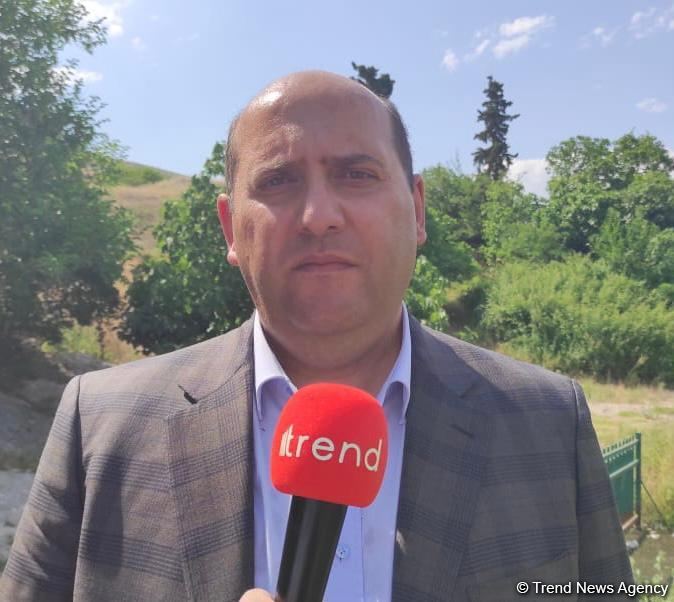 В Карабахе необходимо обеспечить строительство новой экономики – Эмин Гусейнов