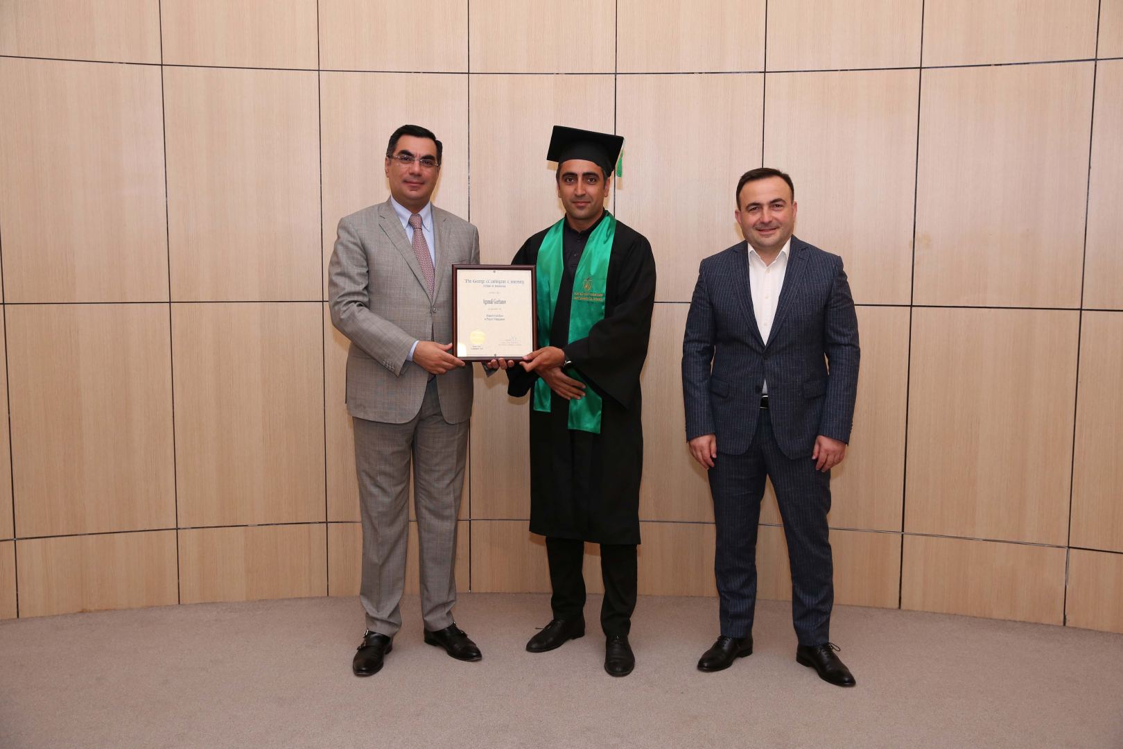 Baku Higher Oil School hosts Graduation Ceremony of School of Project Management (PHOTO)