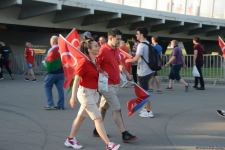 Fans preparing to watch Turkey vs Wales football match at Baku Olympic Stadium (PHOTO)
