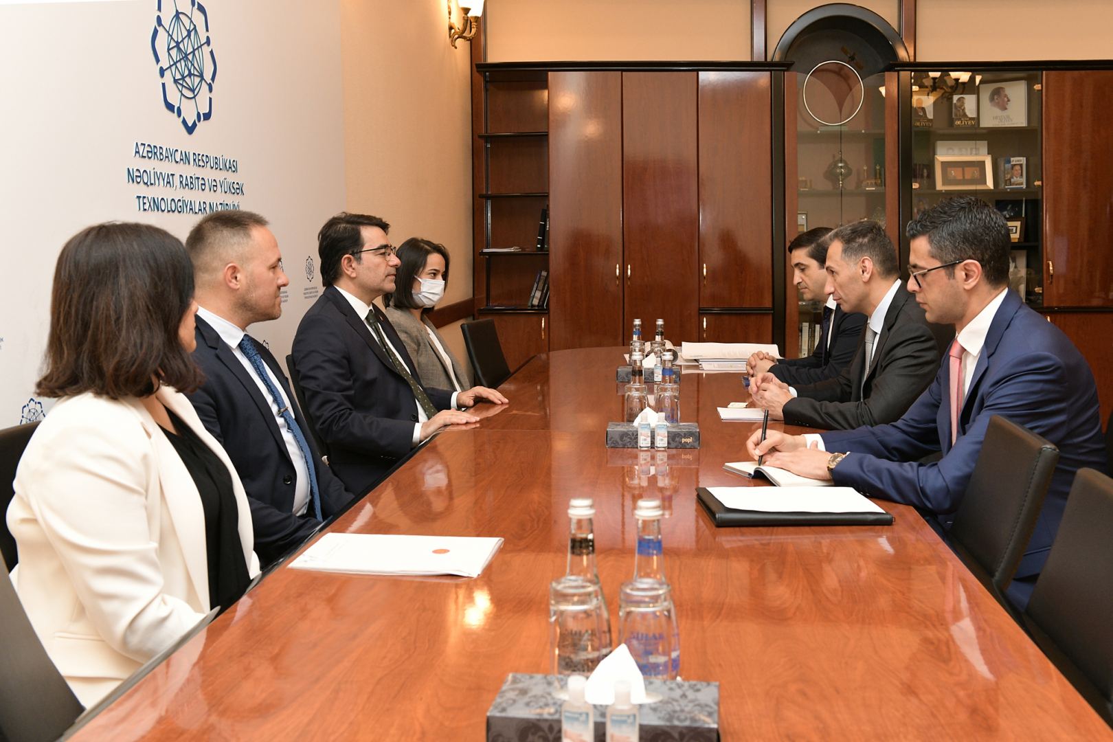 Azerbaijan, Turkey discuss issues of co-op in field of human resources