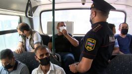 Polis maska ilə bağlı qapalı məkanlarda reyd keçirib (FOTO/VİDEO)