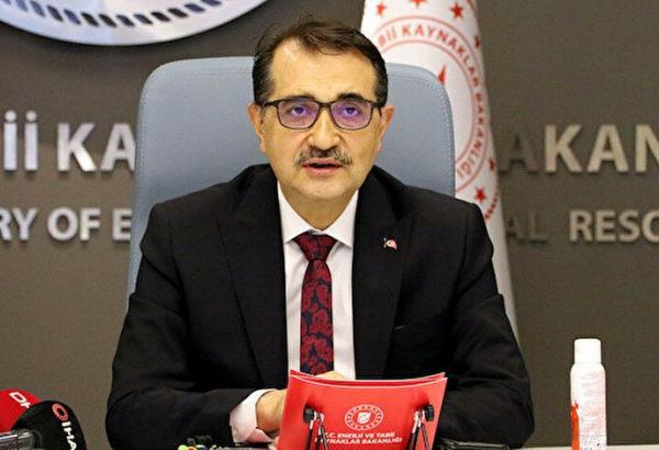 Turkish minister sees no change in gas prices in December