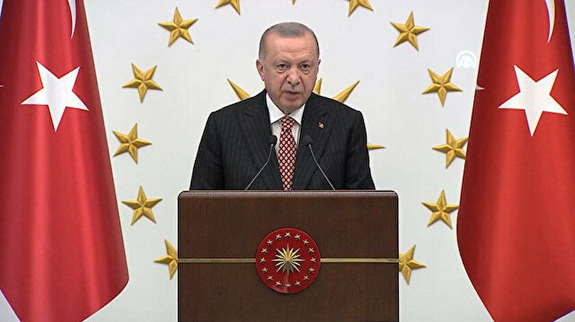 Cumhurbaşkanı Erdoğan: Sadece sosyal medya mecralarıyla vatandaşın kalbine girilemez
