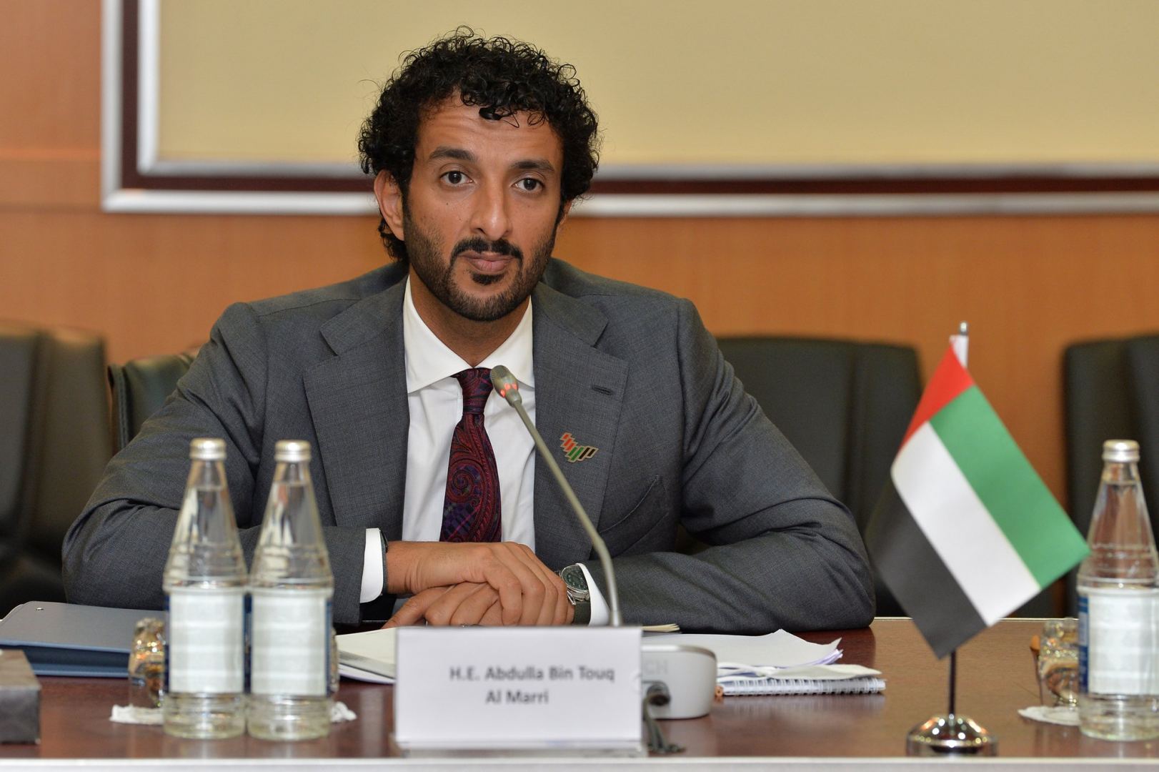 Azerbaijan, UAE discuss co-op in field of high technologies (PHOTO)