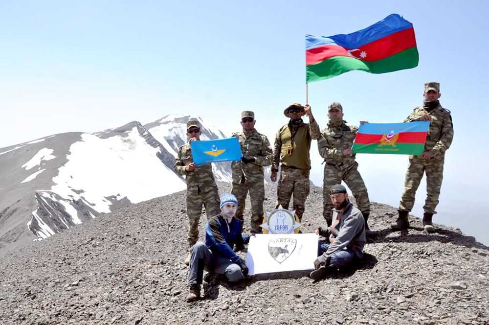Azerbaijani servicemen’ expedition to "Zafar" peak wraps up (PHOTO/VİDEO)