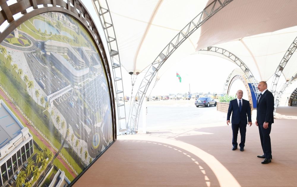 Президент Ильхам Алиев заложил фундамент Алятской свободной экономической зоны, дал интервью Азербайджанскому телевидению  (ФОТО/ВИДЕО)