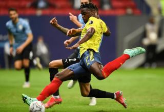 Сборная Колумбии вышла в полуфинал Кубка Америки по футболу