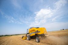 Azerbaijani Agriculture Ministry shares details on harvesting process (PHOTO)
