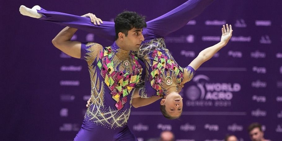 Азербайджанские спортсмены выступили на чемпионате мира по акробатической гимнастике в Женеве (ФОТО)