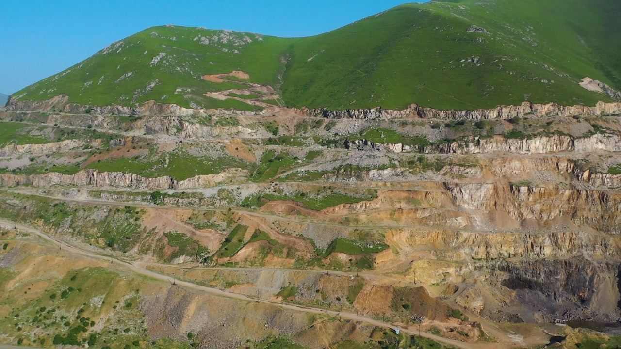 В ЗАО AzerGold назвали поступления в госбюджет Азербайджана от продажи золота и серебра (ФОТО)