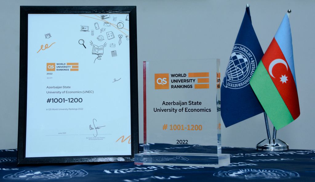 UNEC QS beynəlxalq reytinq şirkətinin mükafatı ilə təltif edildi (FOTO)