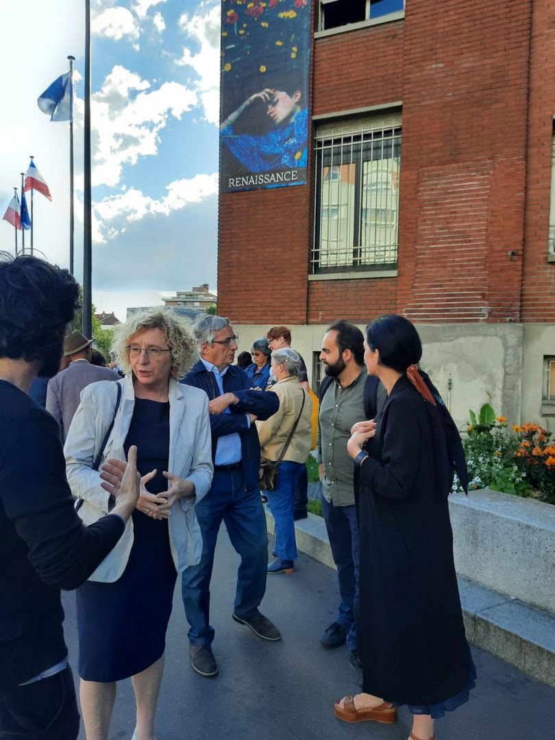 На улицах французского города появились фотографии азербайджанцев и Баку. Реза Дегати рассказывает о реалиях Карабаха (ФОТО)