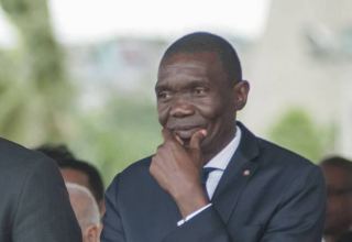 Сенат Гаити отложил инаугурацию временного президента