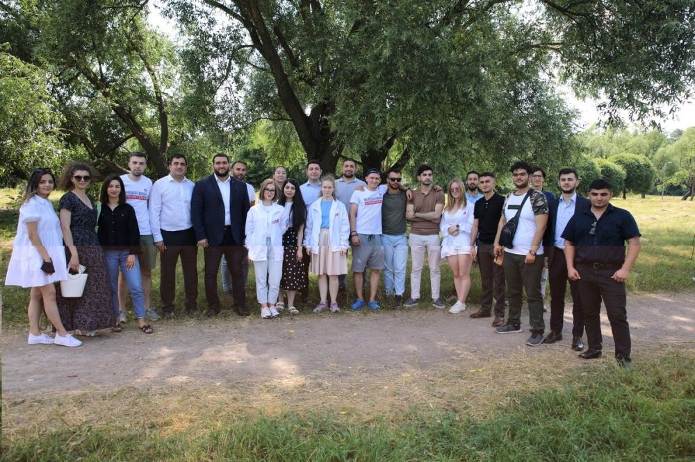 По инициативе председателя АМОР Лейлы Алиевой состоялся Межрегиональный форум этой организации (ФОТО)