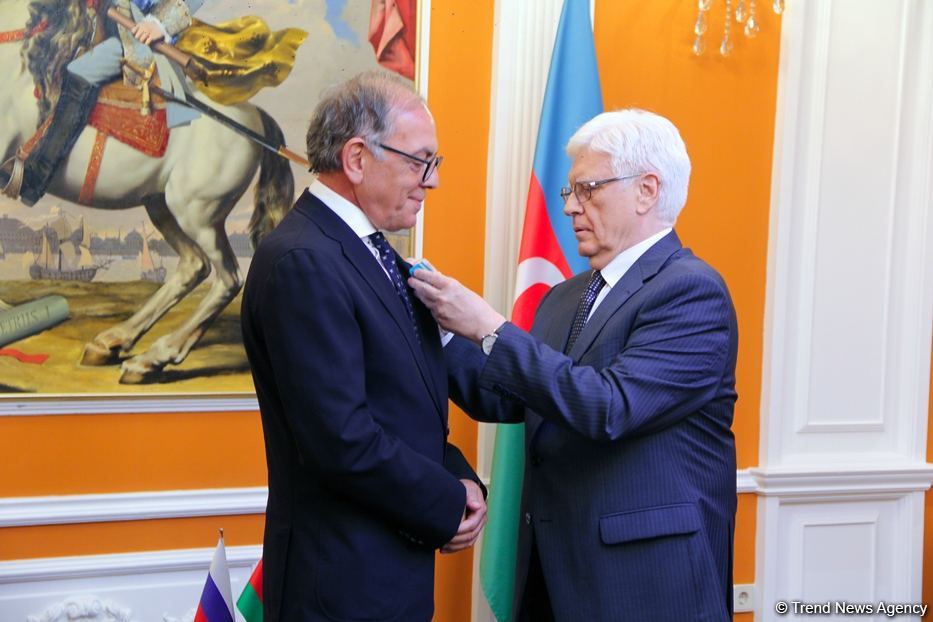 В посольстве России состоялась церемония награждения деятелей культуры Азербайджана (ФОТО)