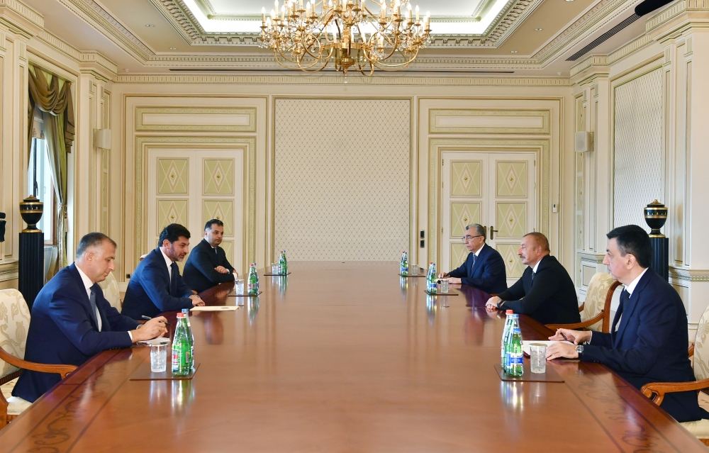 Azerbaijani president receives mayor of Tbilisi