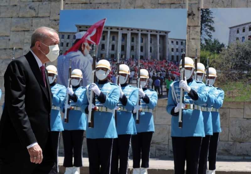 Cumhurbaşkanı Erdoğan'dan Meclis'te son dakika açıklamaları