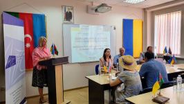 В Киеве состоялась встреча с азербайджанским поэтом Саламом Сарваном (ФОТО)