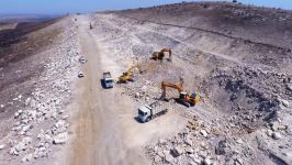 Продолжается строительство автодороги Шюкюрбейли-Джебраил-Гадрут (ФОТО)