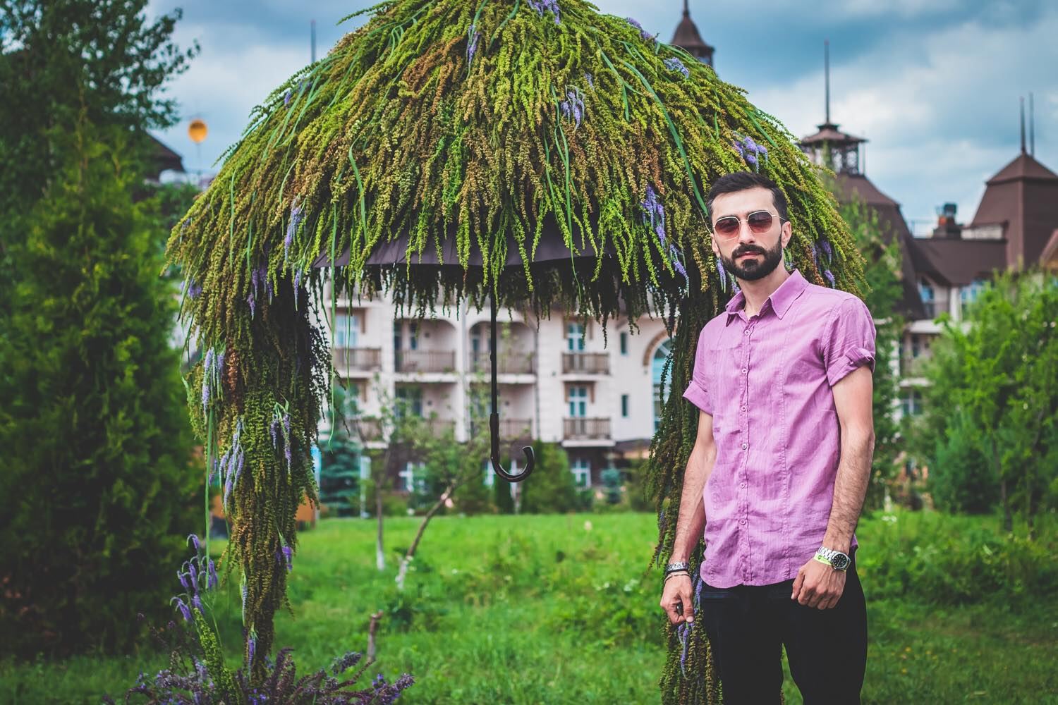 Цветочный шатер-зонтик азербайджанского флориста признан одним из лучших в России (ФОТО)