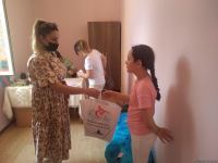 По инициативе депутата Севиль Микаиловой в Худате розданы праздничные подарки по случаю Гурбан байрамы (ФОТО)