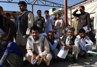 ОАЭ временно разместят у себя 5 тыс. афганских беженцев