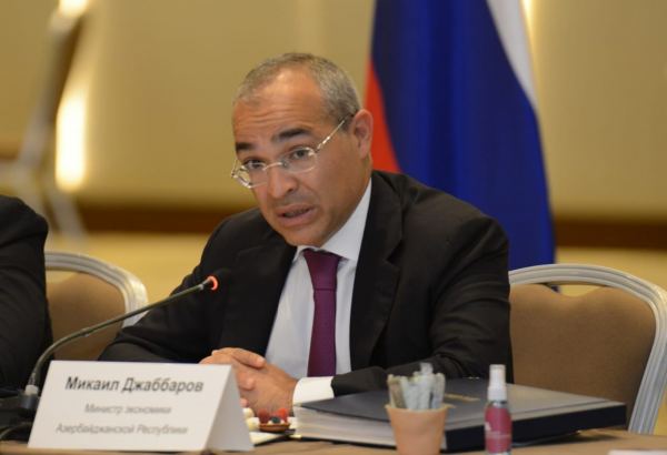Minister discloses Azerbaijan's non-oil export value for 8M2021