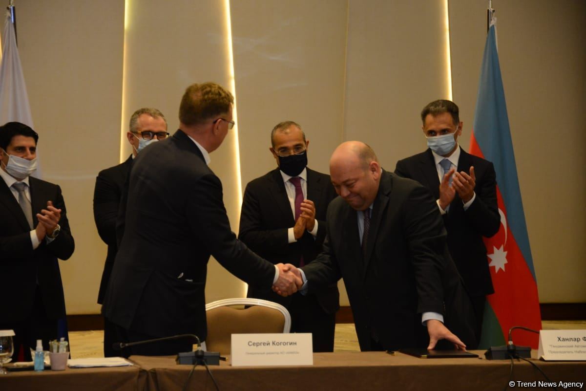 Russia’s KAMAZ, Azerbaijan’s Ganja Automotive Plant sign memorandum (PHOTO)