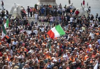 В Италии прошли манифестации старшеклассников