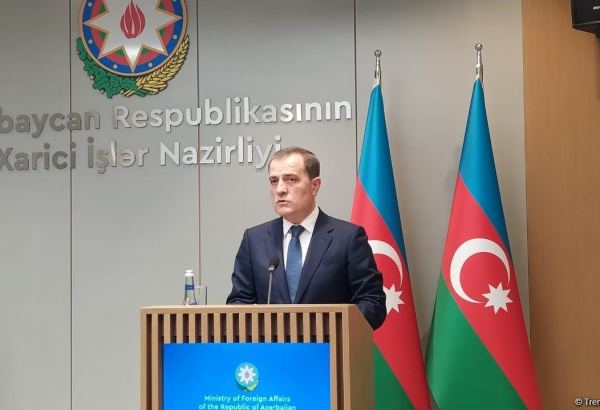Азербайджан продолжит развивать отношения с Сербией - глава МИД (ФОТО)