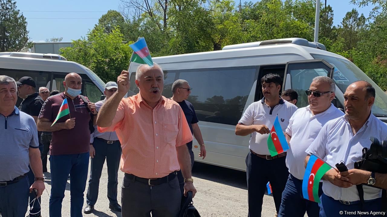 Azerbaijanis living abroad arrive in Shusha (PHOTO)