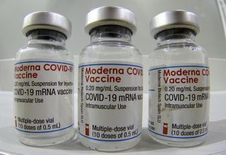 Moderna starts trial for Omicron-specific booster shot
