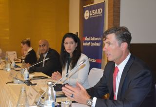 USAID hosts round table discussion to promote women’s entrepreneurship in Azerbaijan (PHOTO)