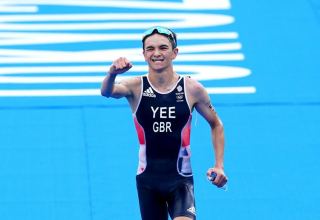 Triathlon-Britain win first-ever mixed-relay gold