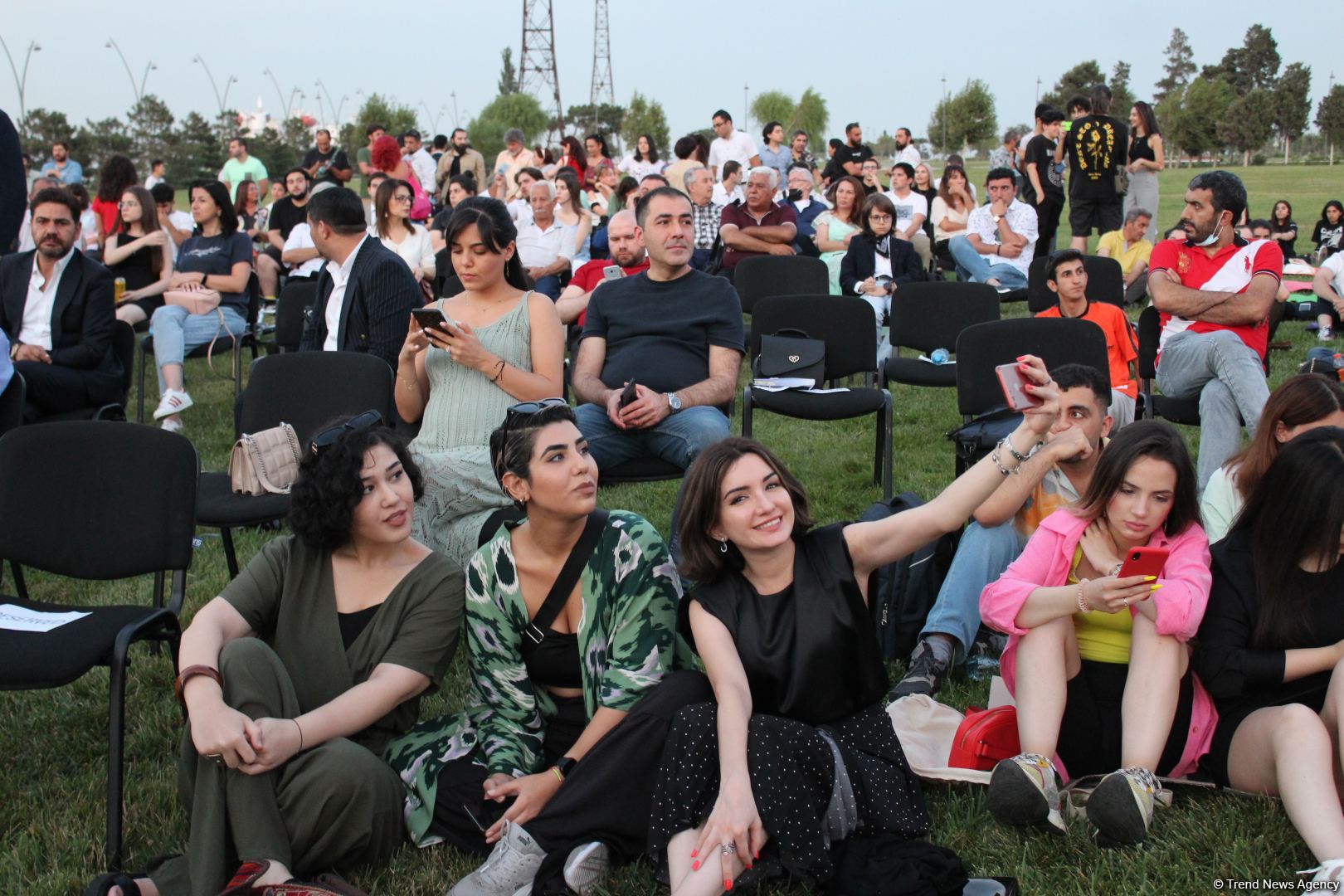 "Ночь киноманов", или Как в Азербайджане отметили День национального кино (ФОТО)