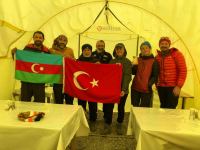 Азербайджанский велопутешественник на пути к Пику Ленина поднялся на высоту в 4000 метров (ФОТО)