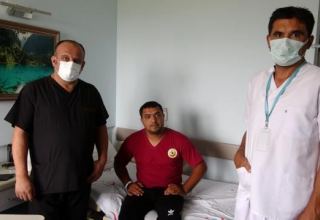 Состояние здоровья азербайджанского пожарного, прооперированного в Турции, улучшилось (ФОТО)